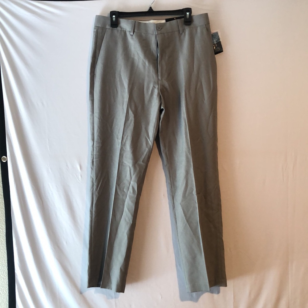 Men’s Light Grey Flat Front Dress Pants 32x30